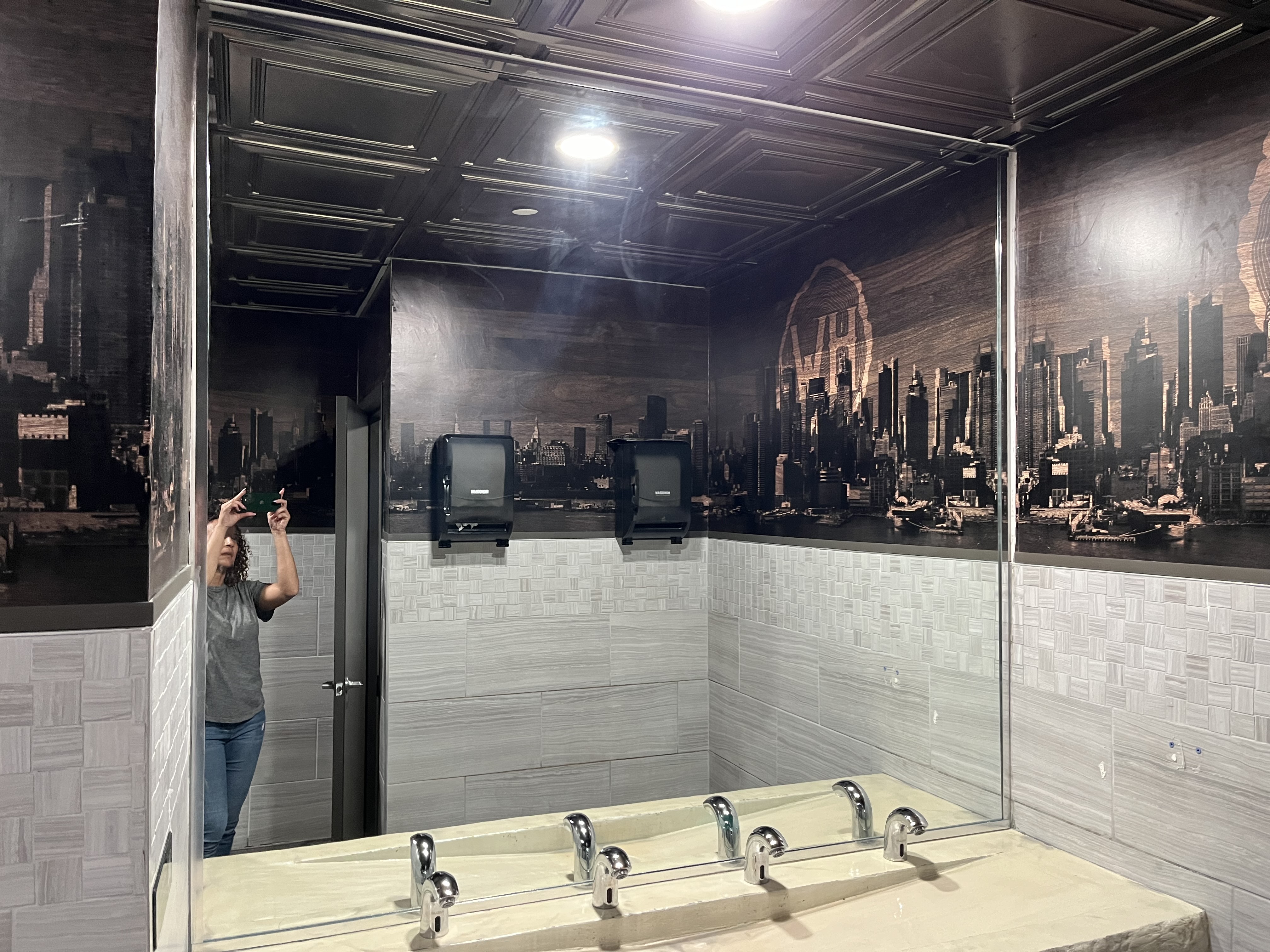 Custom Bathroom Mirror with a Chrome Frame for a Restaurant in Edgewater, New Jersey Image